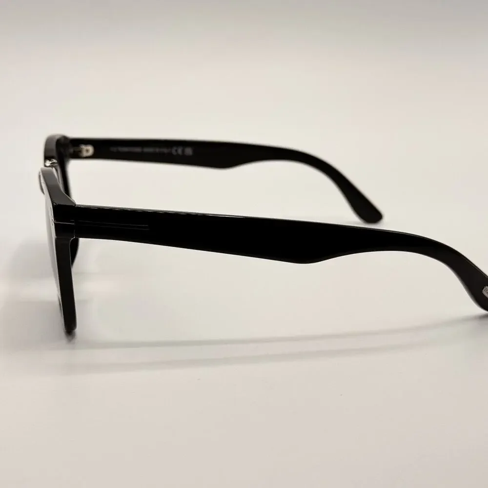 Tom Ford Sunglasses Dax TF751-N 01A Black Square Frame Gray Lens 50-22-145